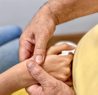 Handwurzelbehandlung Schneidermethode Handwurzelbehandlung Schneidermethode